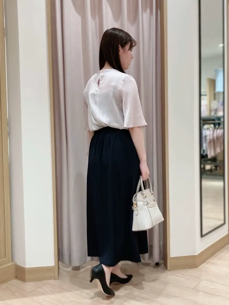 ANY SIS 濱口 コーディネート画像