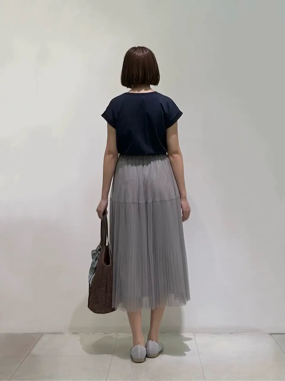 ANY SIS 石田 コーディネート画像