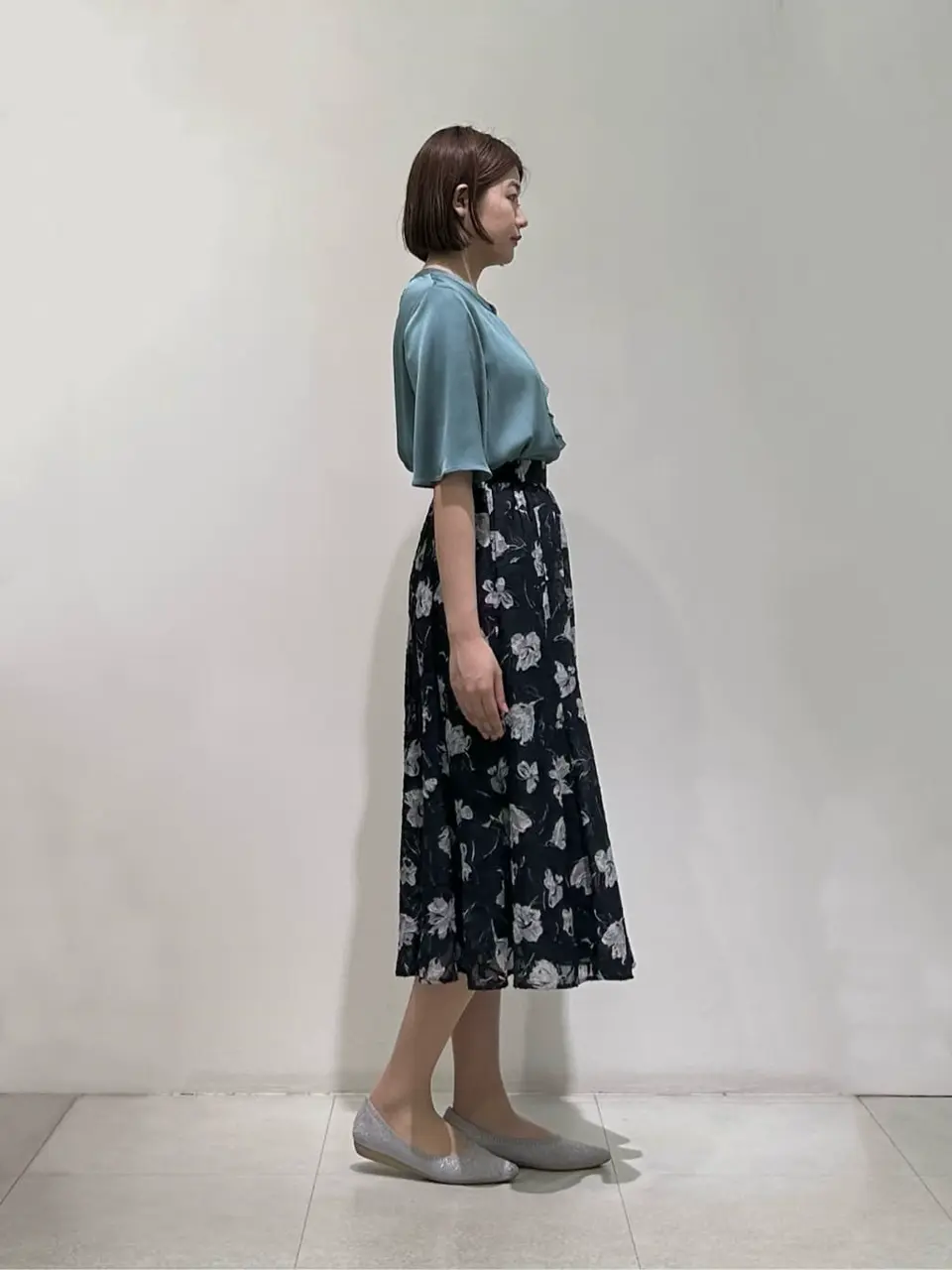 ANY SIS 石田 コーディネート画像