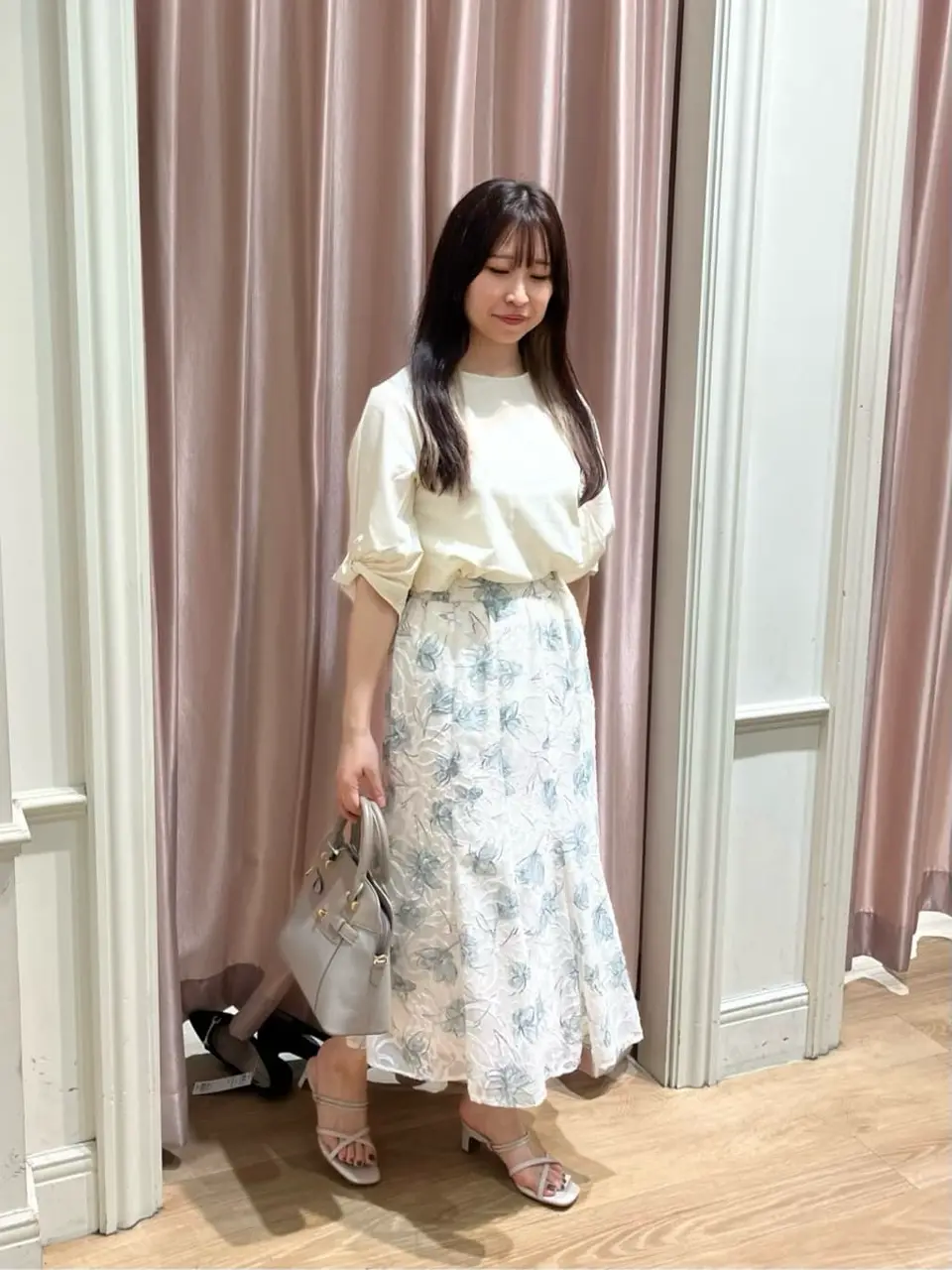  岩楯 コーディネート画像