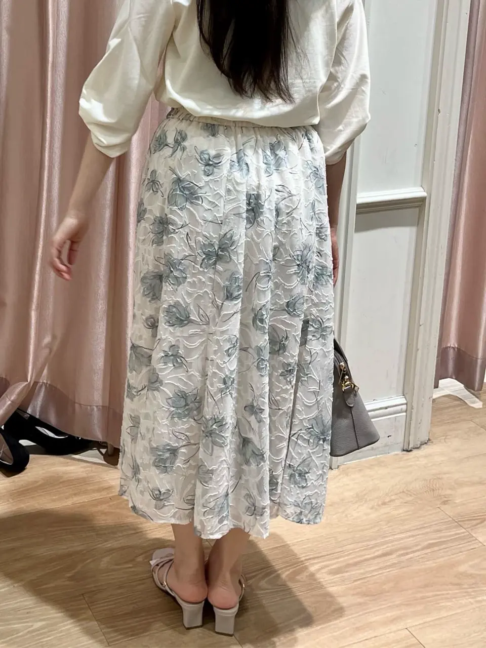 ANY SIS 岩楯 コーディネート画像