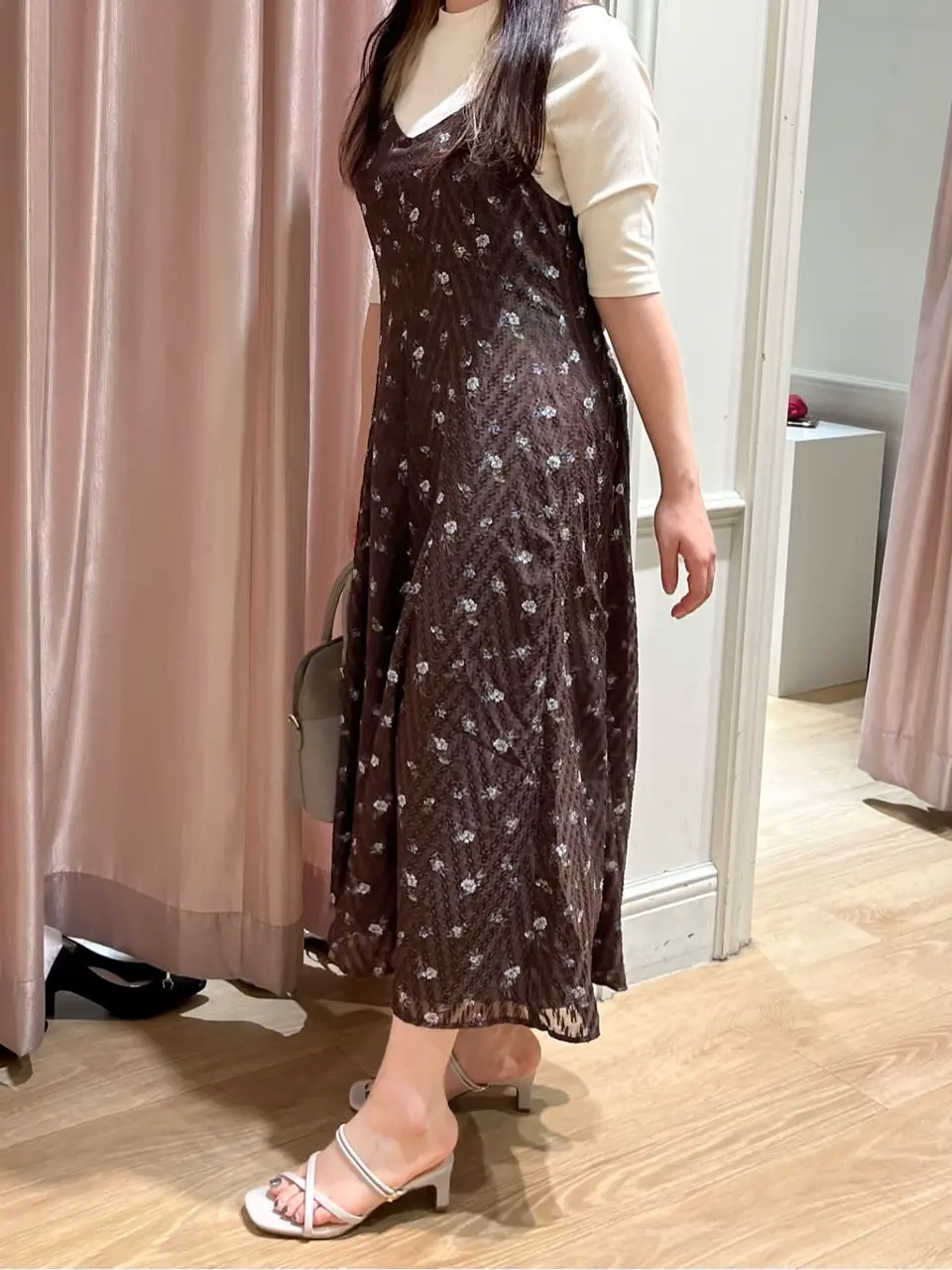 ANY SIS 岩楯 コーディネート画像