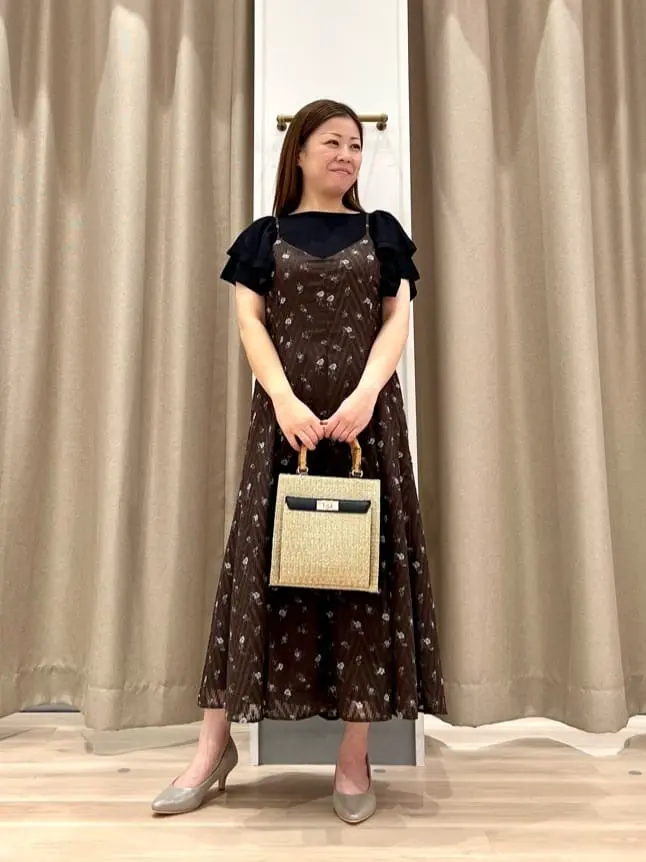 ANY SIS 瀬野 コーディネート画像