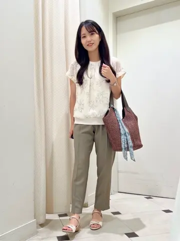 ANY SIS スタッフ コーディネート画像