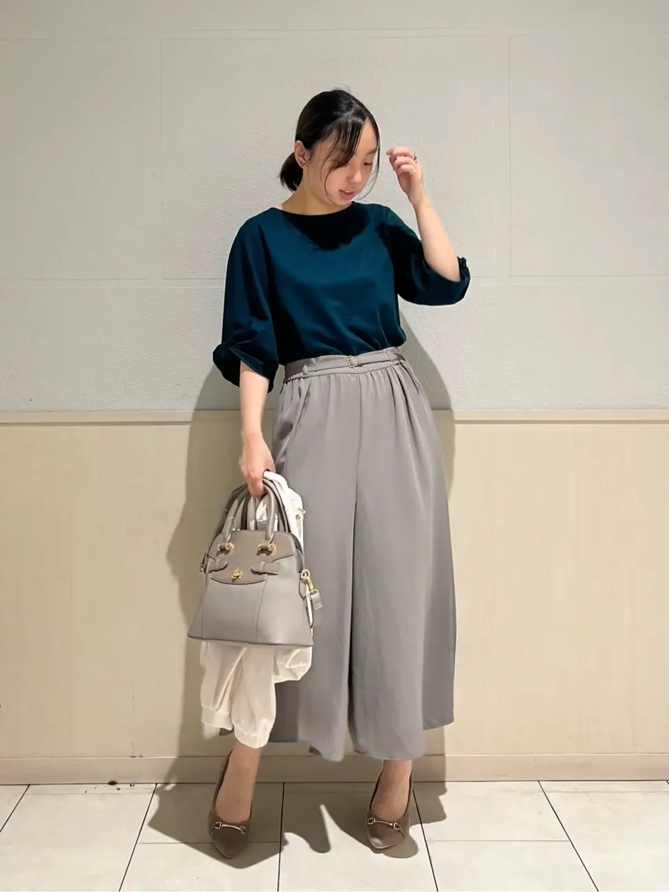 ANY SIS 村上 コーディネート画像