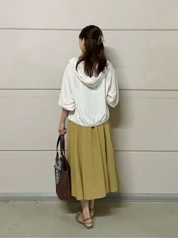 ANY SIS みぃ コーディネート画像