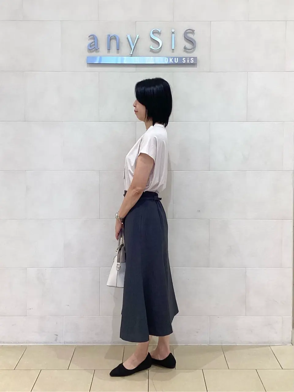 ANY SIS 藤森 コーディネート画像