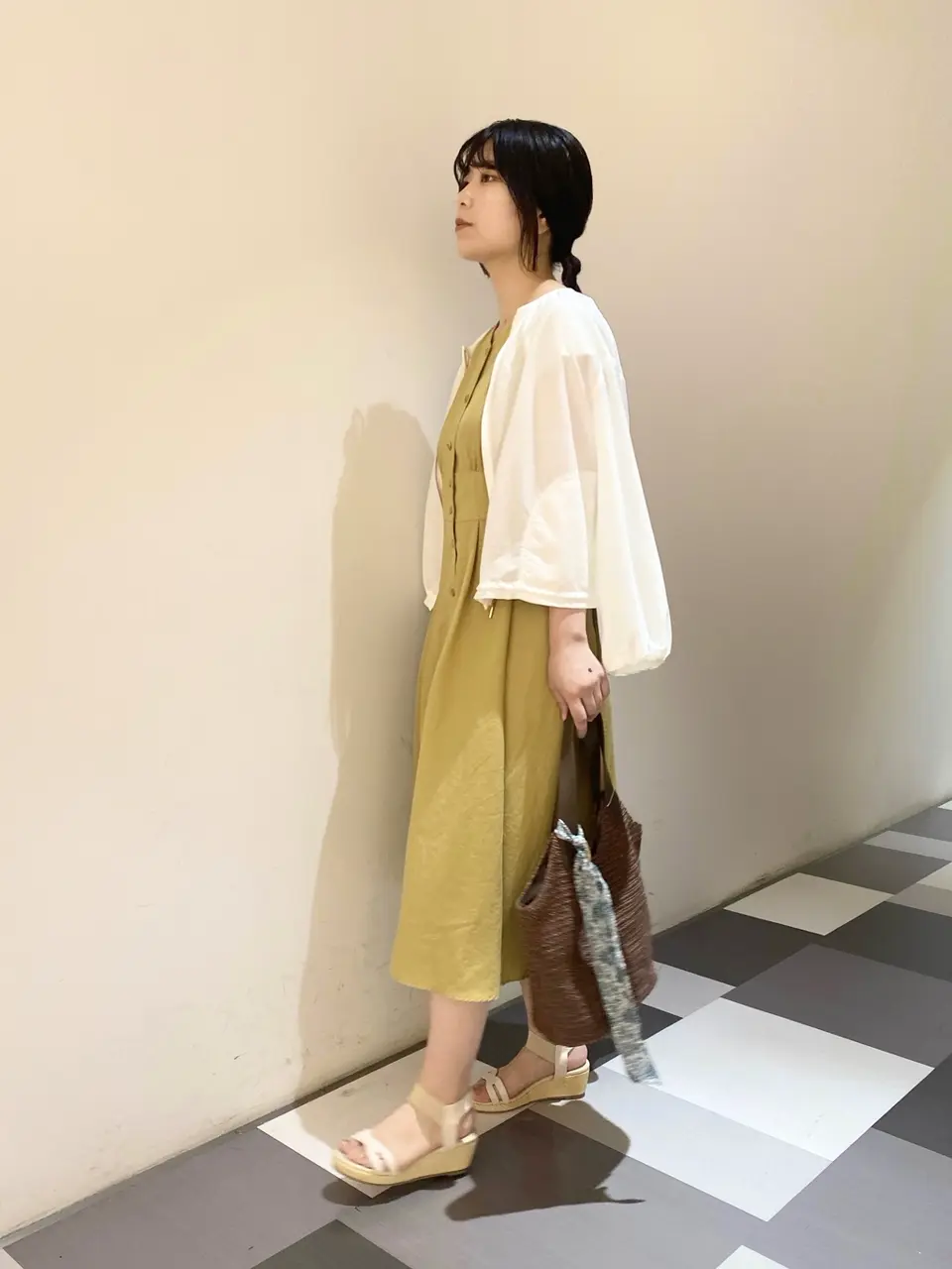 ANY SIS スタッフ コーディネート画像