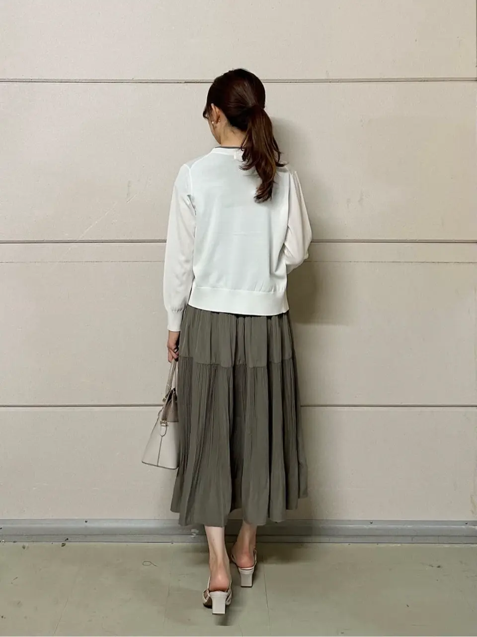 ANY SIS みぃ コーディネート画像