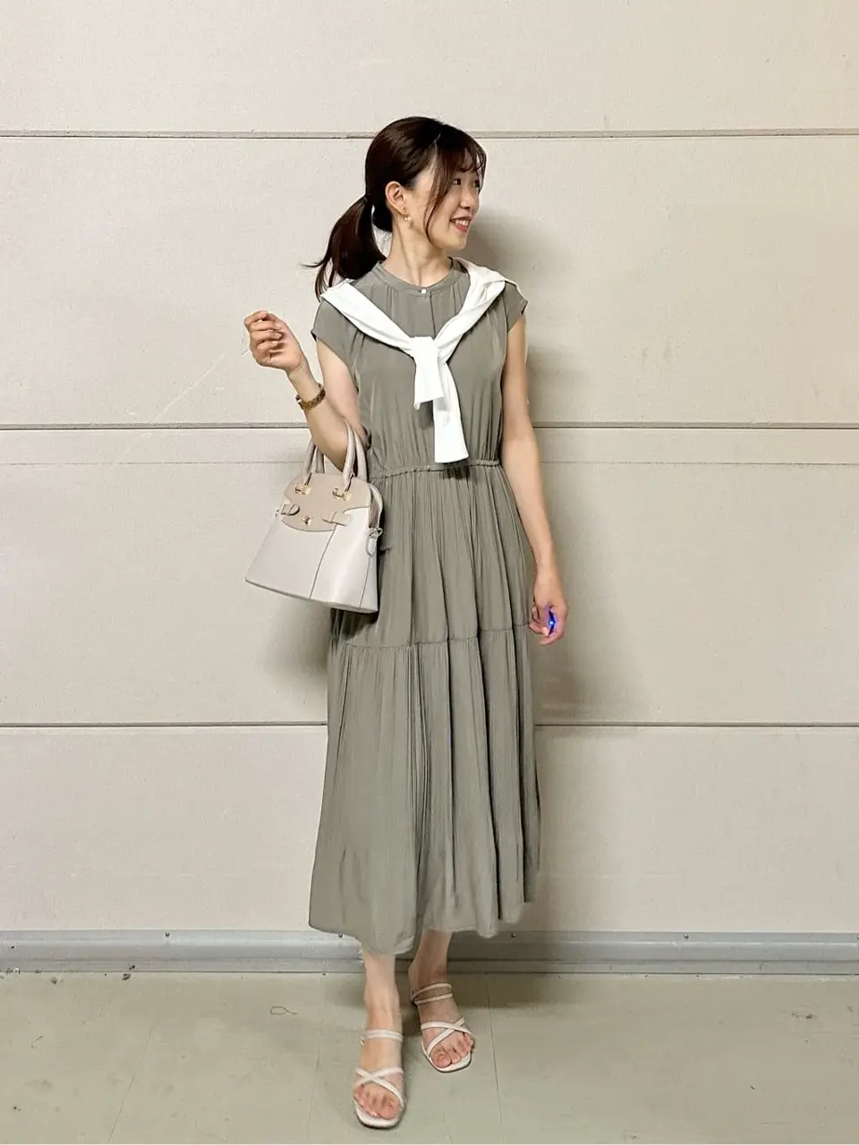 ANY SIS みぃ コーディネート画像