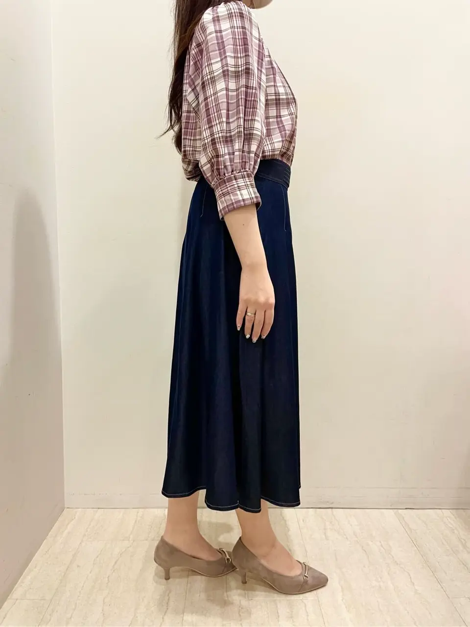 ANY SIS スタッフ コーディネート画像