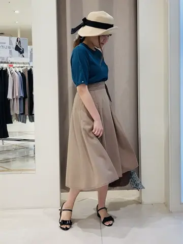 ANY SIS 川根　彩 コーディネート画像