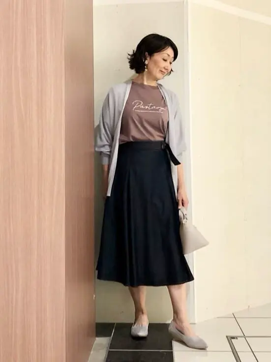 ANY SIS スタッフ コーディネート画像