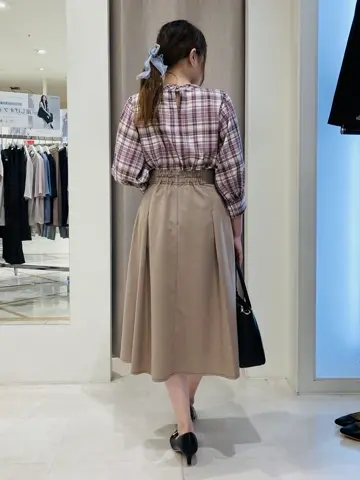 ANY SIS 川根　彩 コーディネート画像