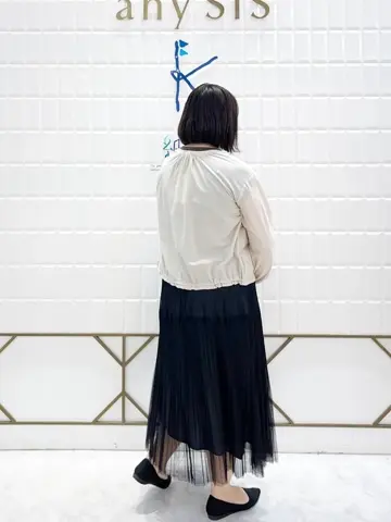 ANY SIS 西田 コーディネート画像