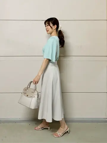 ANY SIS みぃ コーディネート画像