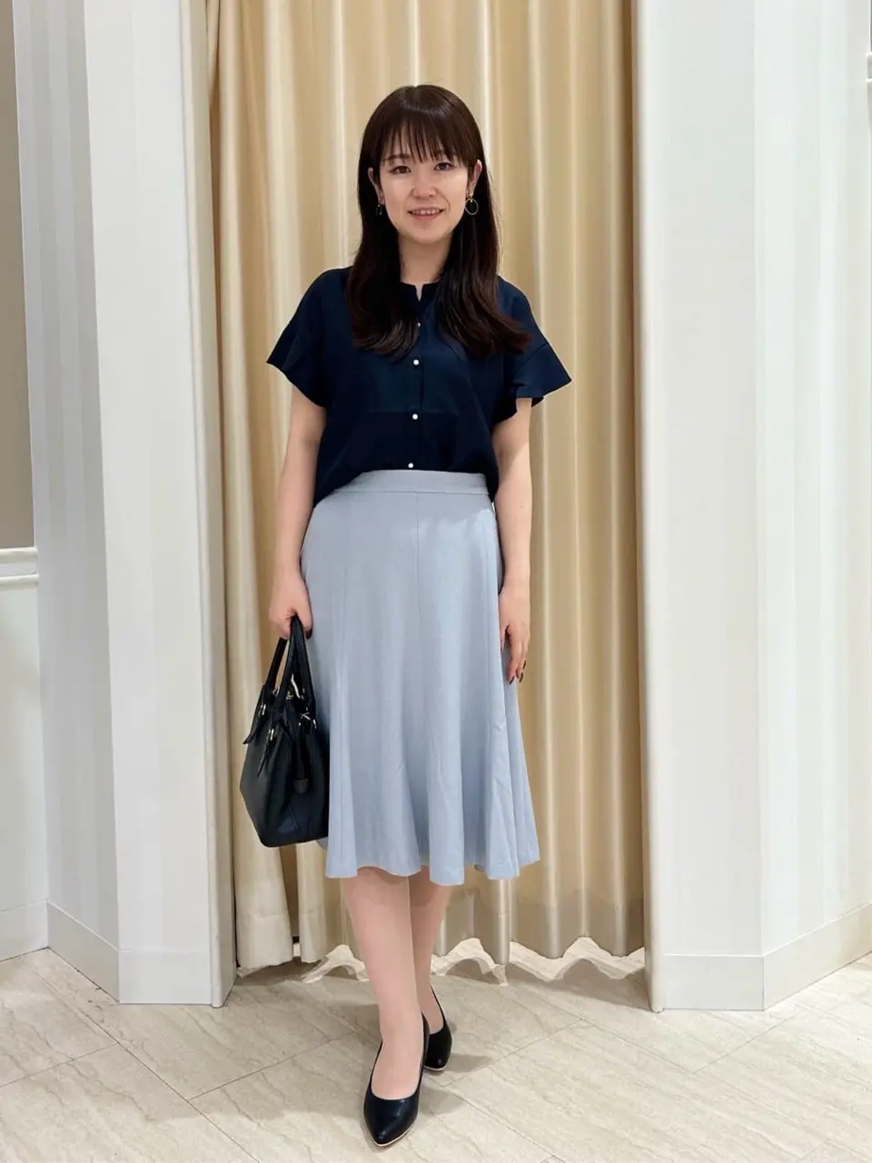 ANY SIS スタッフ コーディネート画像