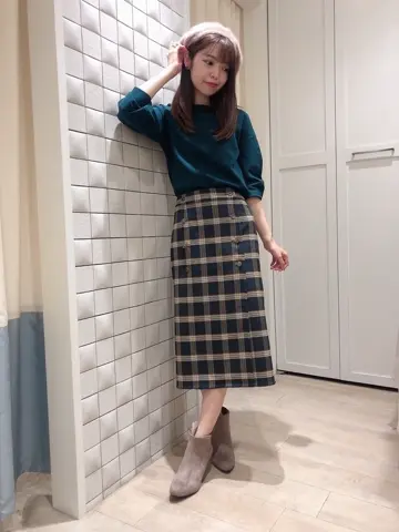 ANY SIS スタッフ コーディネート画像