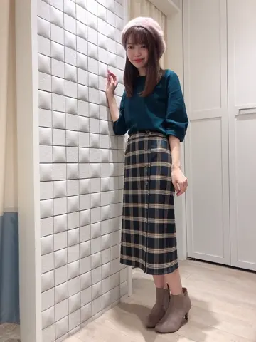 ANY SIS スタッフ コーディネート画像