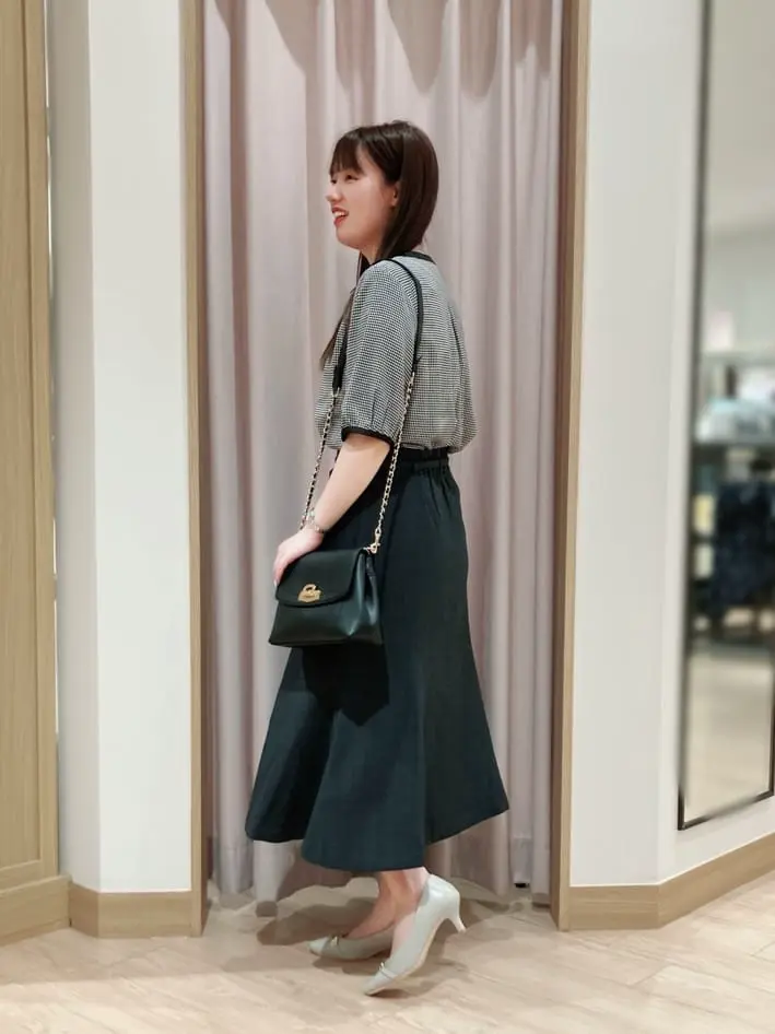 ANY SIS 濱口 コーディネート画像