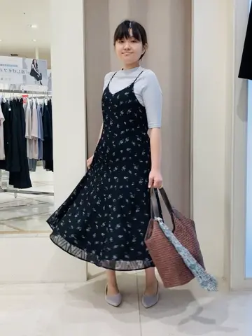 ANY SIS 川根　彩 コーディネート画像