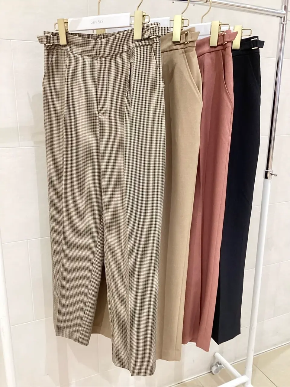 ANY SIS 髙橋 コーディネート画像