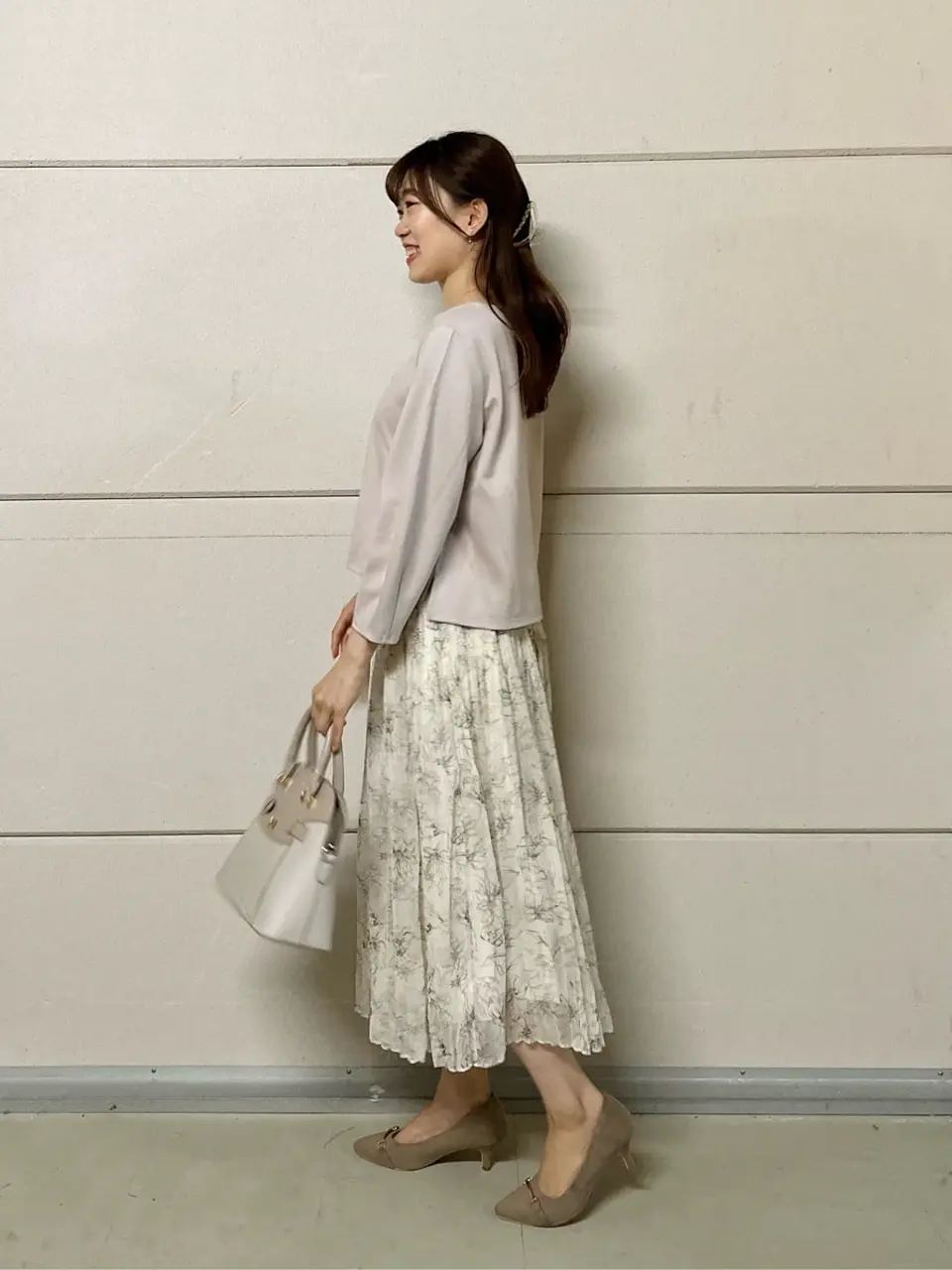 ANY SIS みぃ コーディネート画像