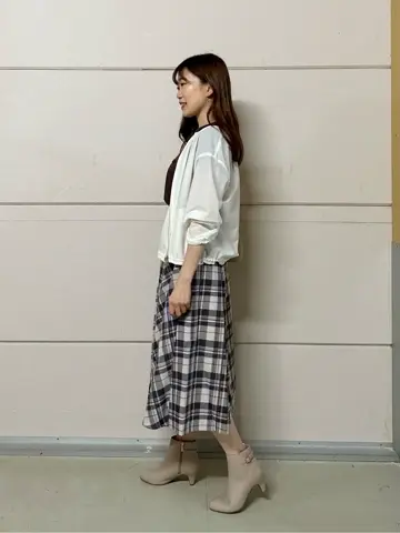 ANY SIS みぃ コーディネート画像