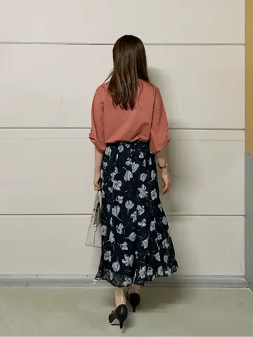 ANY SIS みぃ コーディネート画像