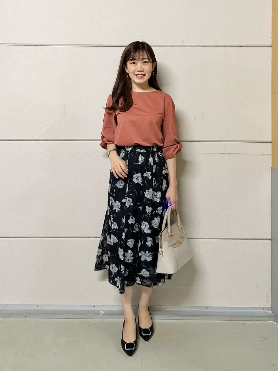 ANY SIS みぃ コーディネート画像