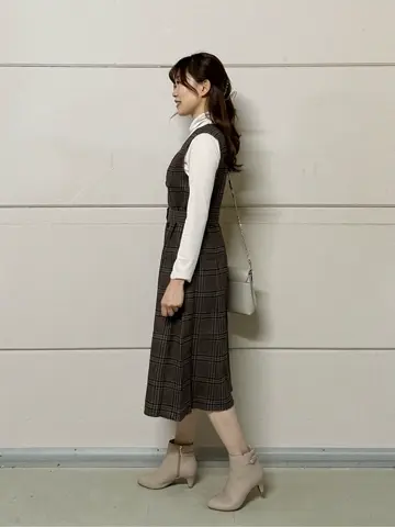 ANY SIS みぃ コーディネート画像