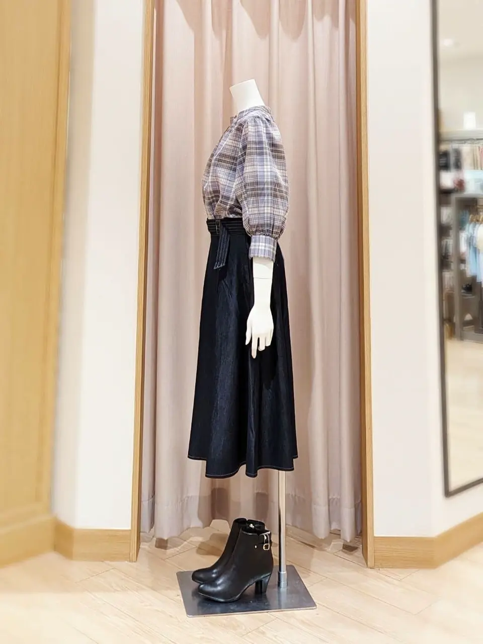 ANY SIS 岩田 コーディネート画像