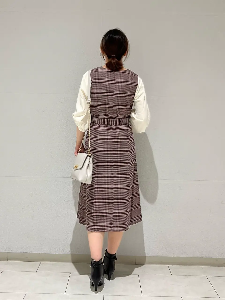 ANY SIS 村上 コーディネート画像