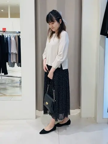 ANY SIS 川根　彩 コーディネート画像