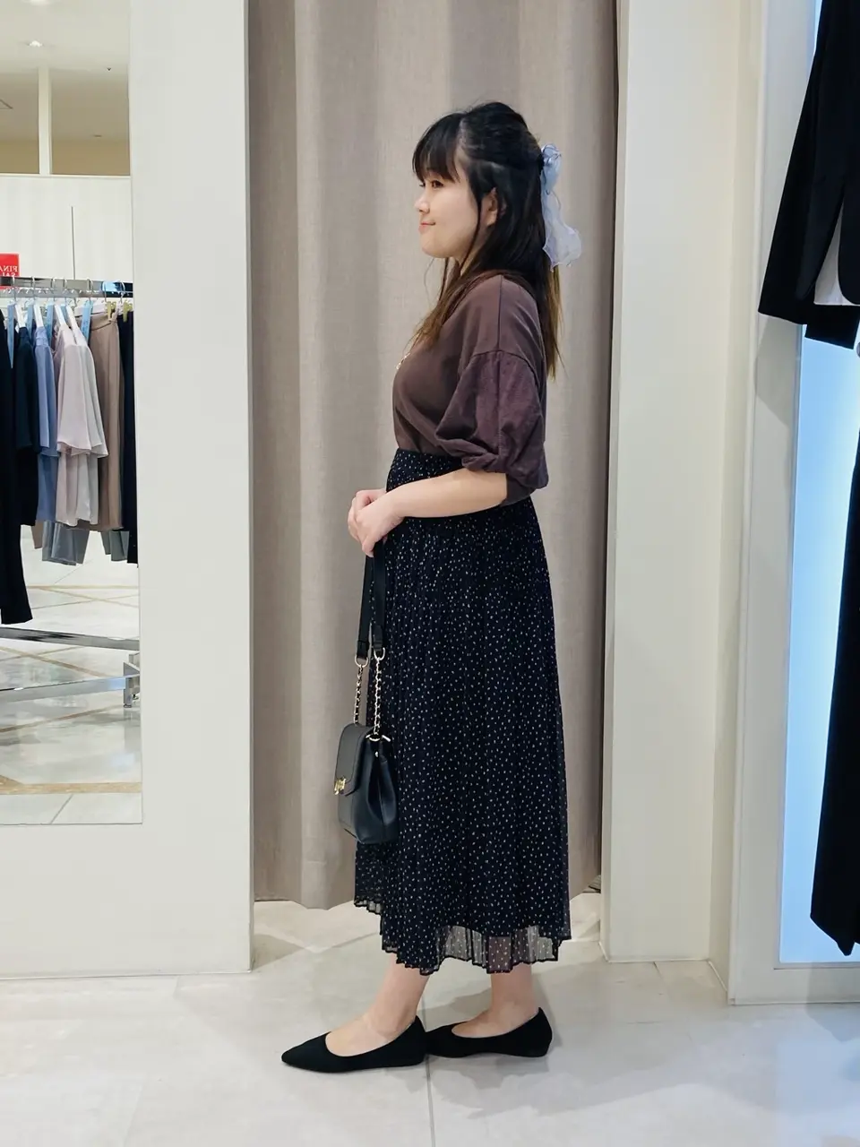 ANY SIS 川根　彩 コーディネート画像