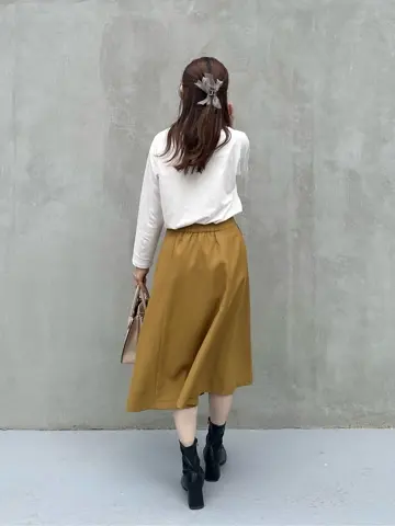 ANY SIS みぃ コーディネート画像