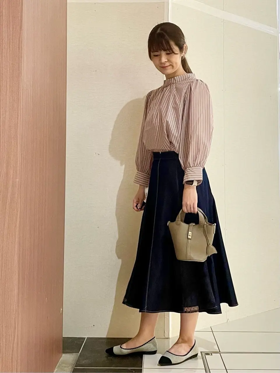 ANY SIS スタッフ コーディネート画像