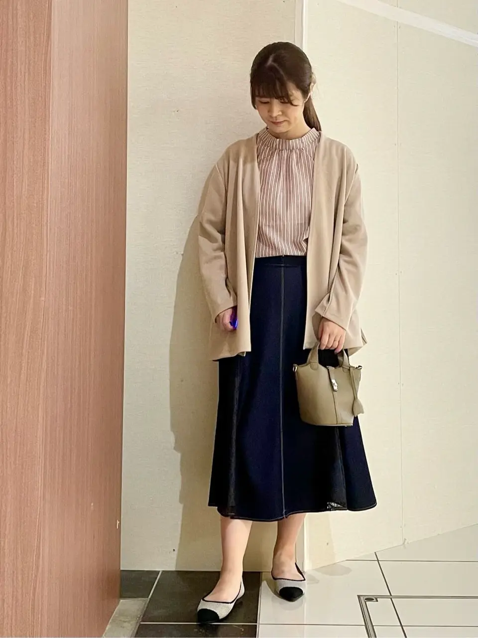 ANY SIS スタッフ コーディネート画像