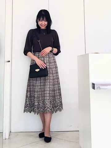 ANY SIS スタッフ コーディネート画像