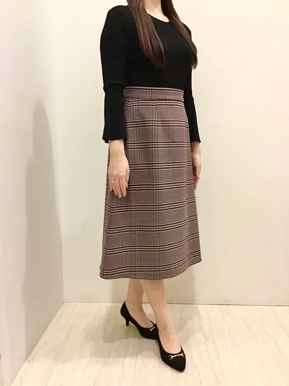 ANY SIS スタッフ コーディネート画像