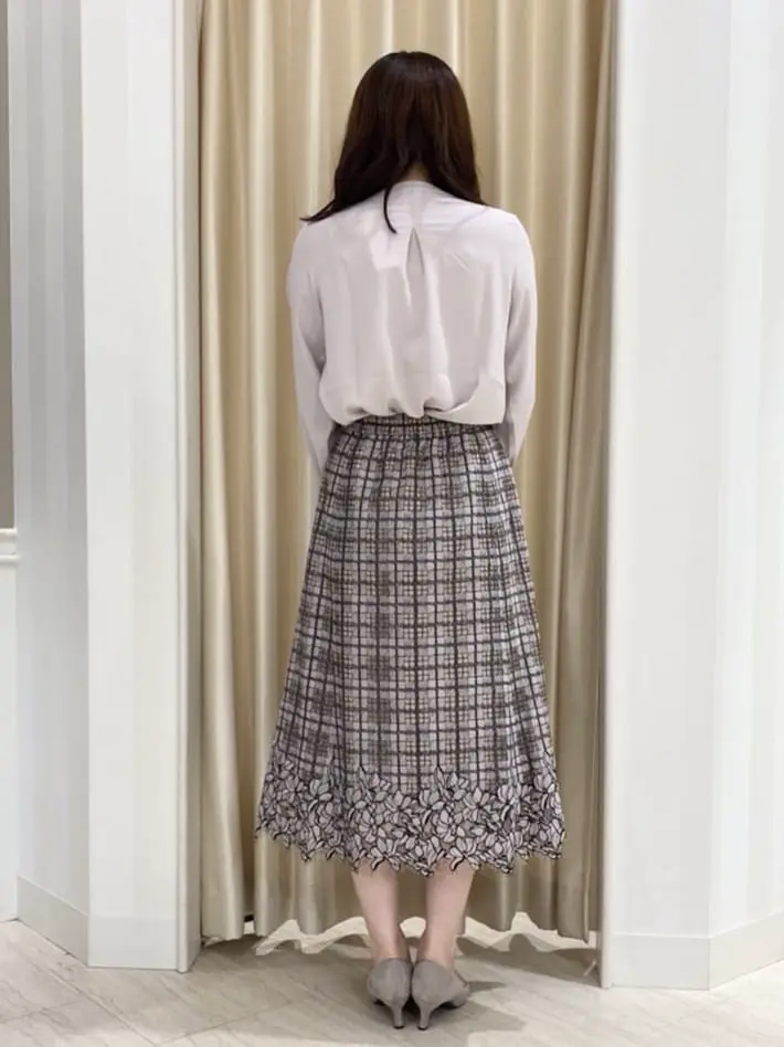 ANY SIS 伊藤 コーディネート画像