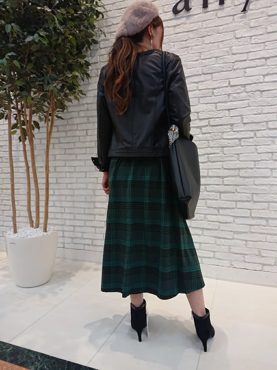 ANY SIS 東海林 コーディネート画像