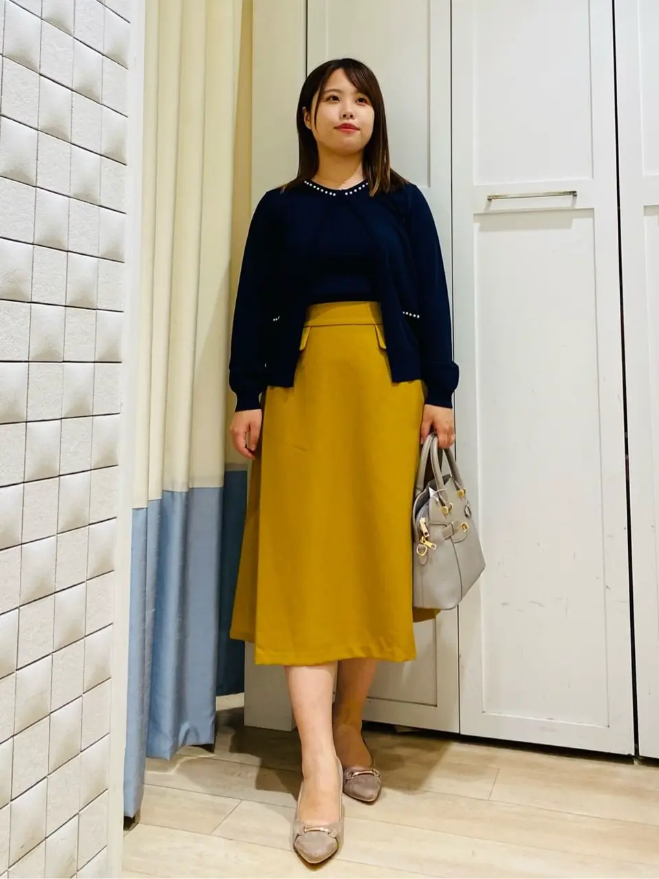 ANY SIS スタッフ コーディネート画像