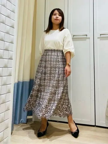 ANY SIS スタッフ コーディネート画像