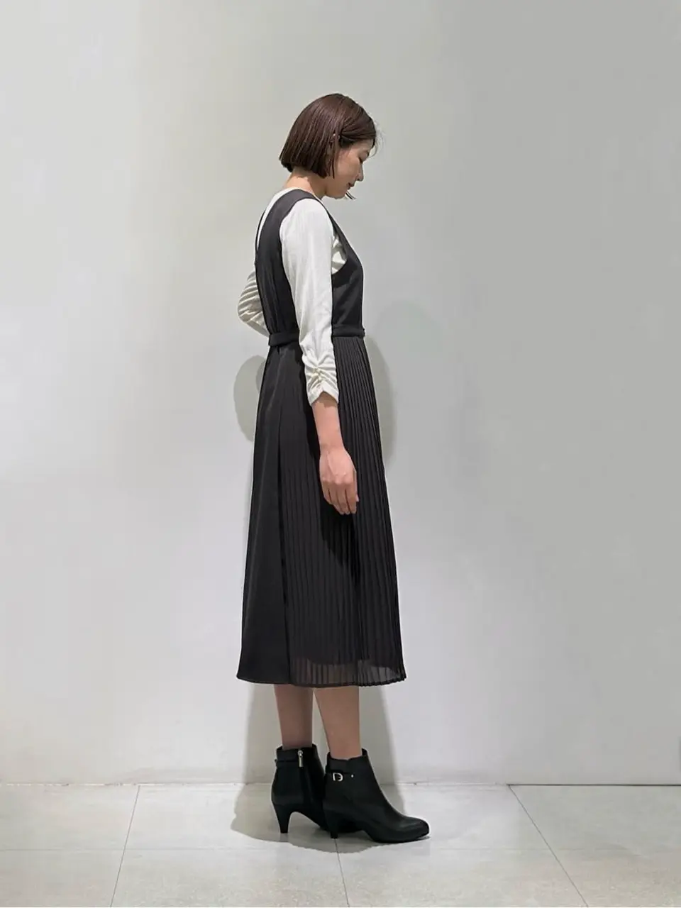 ANY SIS 石田 コーディネート画像