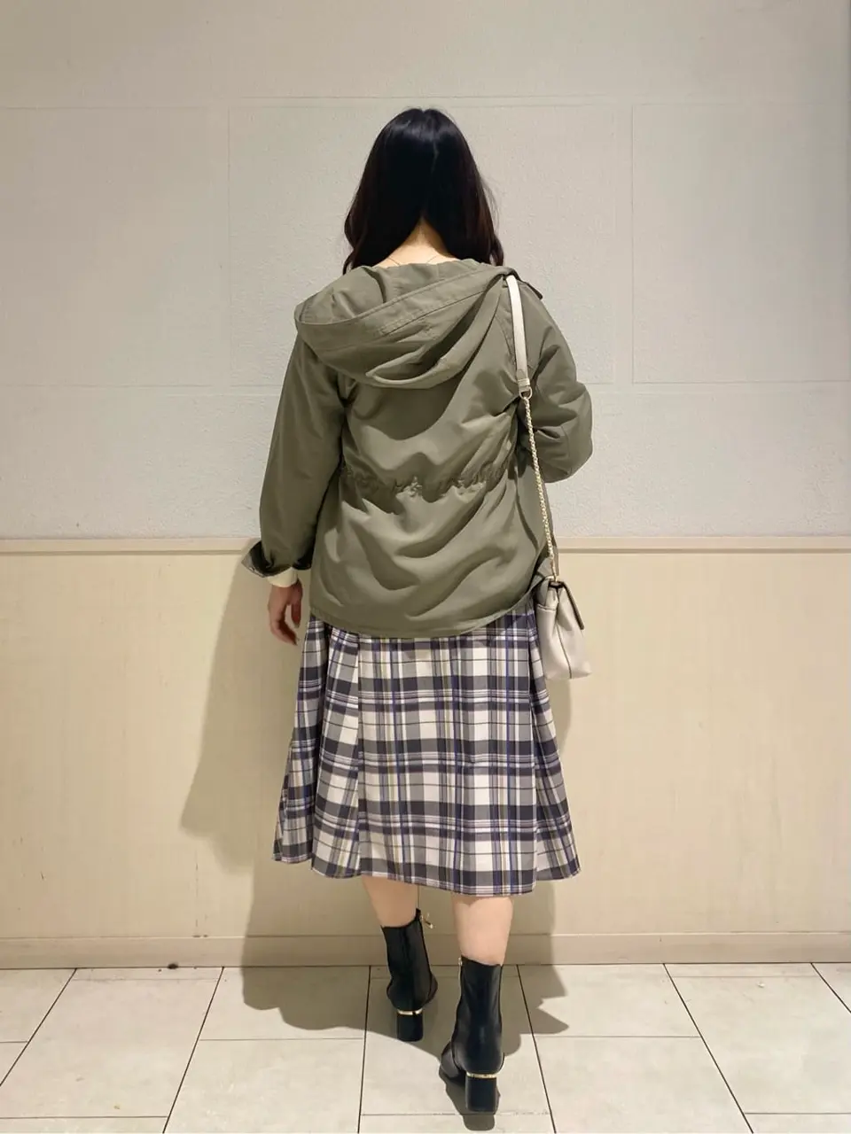 ANY SIS 寺嶋 コーディネート画像