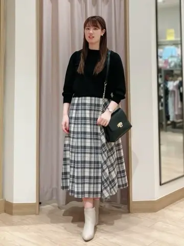 ANY SIS 濱口 コーディネート画像