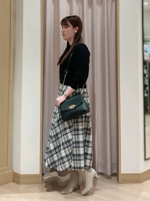 ANY SIS 濱口 コーディネート画像