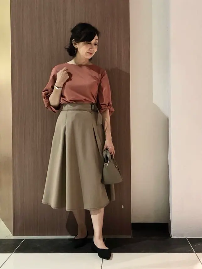 ANY SIS スタッフ コーディネート画像