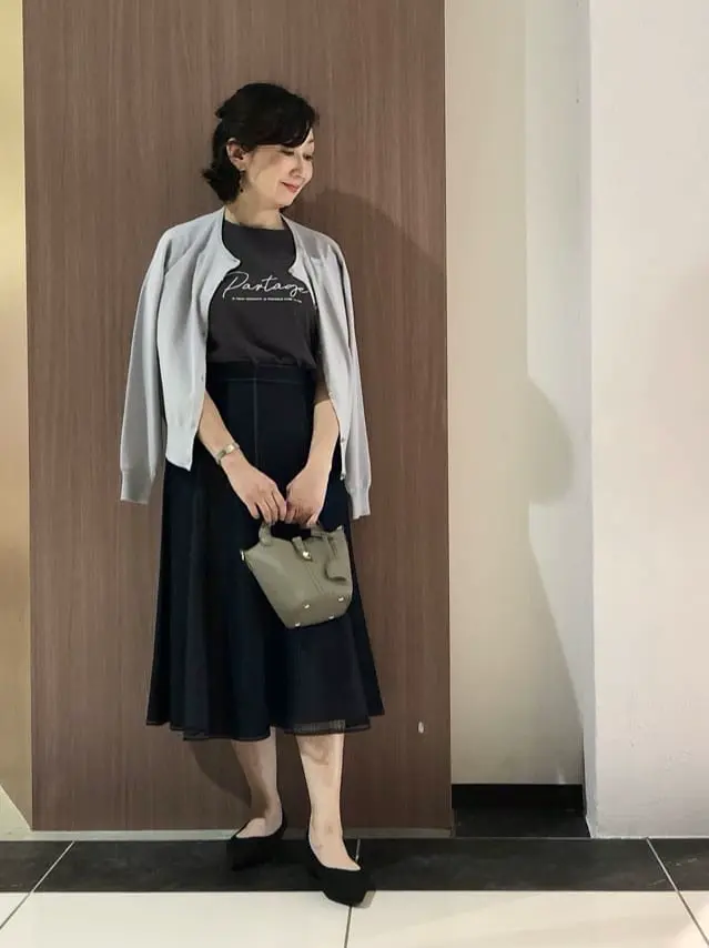 ANY SIS スタッフ コーディネート画像